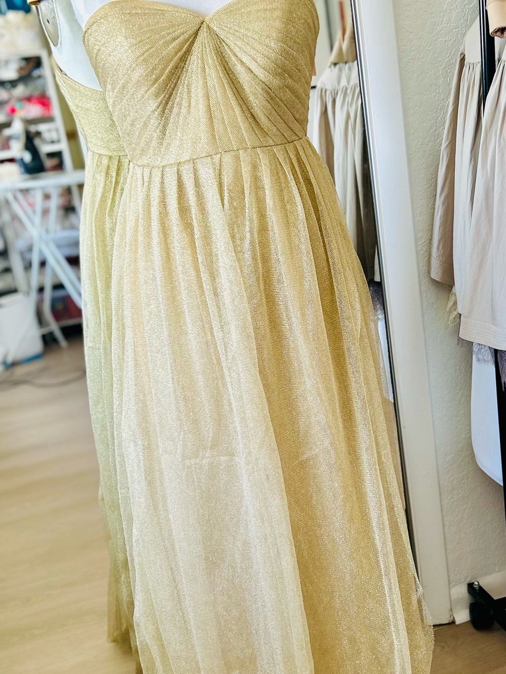 Jenny Yoo Gold mesh Strapless  Gown size 6
